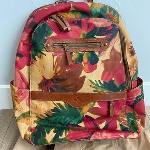 NWOT Patricia Nash Floral Backpack🌺